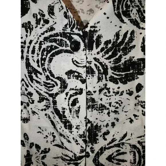 Misell Black and White Top - Picture 5 of 6